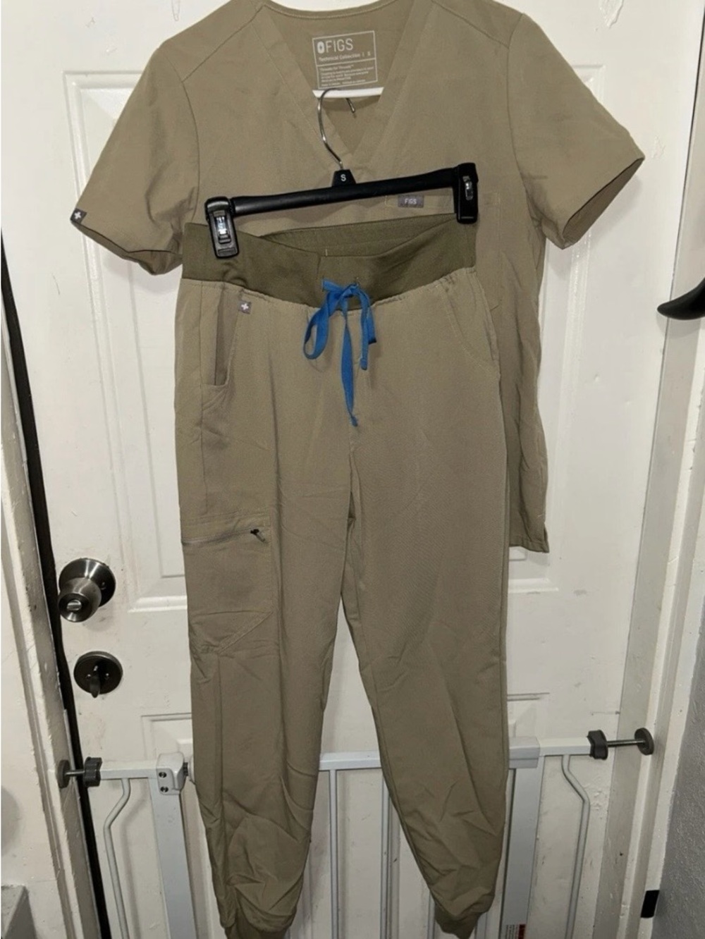 Figs Women's Tan Jogger Scrub Pants with Blue Drawstring